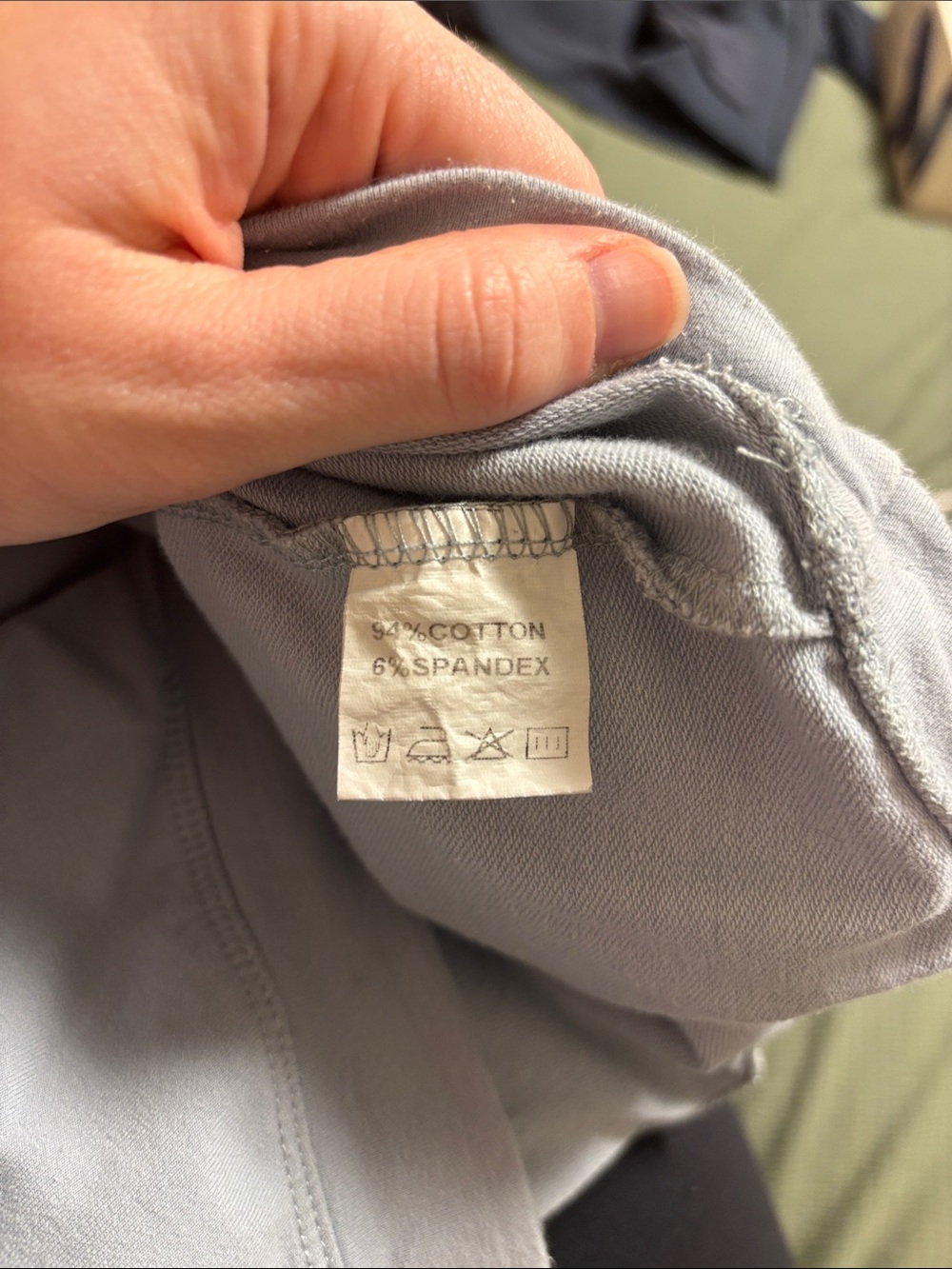 Arrive Guide Cropped Tank - Picture 5 of 5